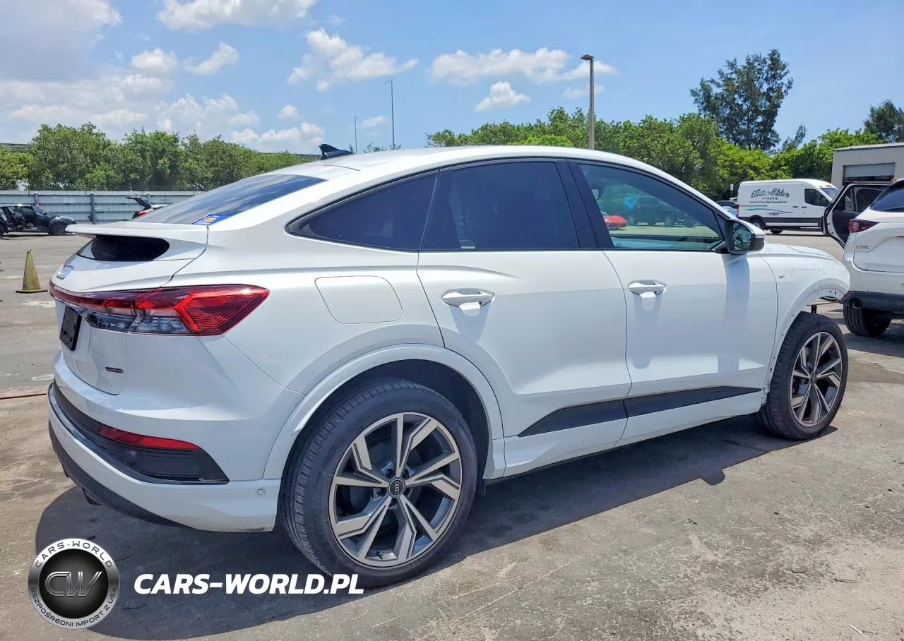 2023 Audi Q4 E-Tron Sportback Premium Plus VIN:WA132BFZ5PP066824 - 3
