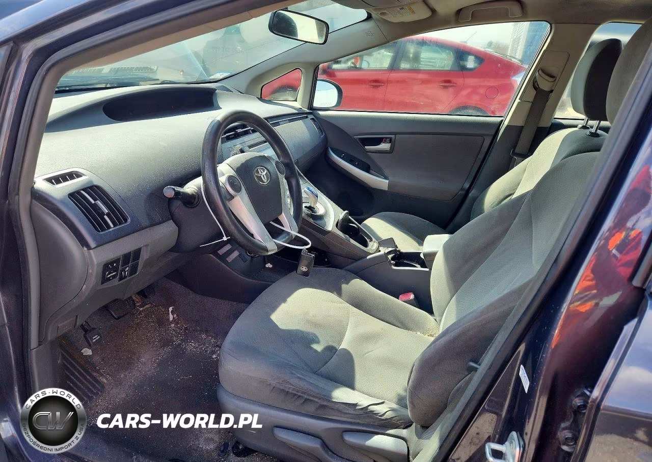 2011 Toyota Prius Two VIN:JTDKN3DU8B0284456 - 7