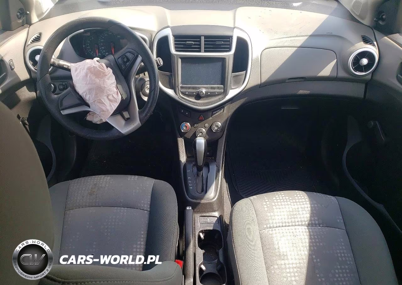 2017 Chevrolet Sonic VIN:1G1JG6SH4H4166833 - 8