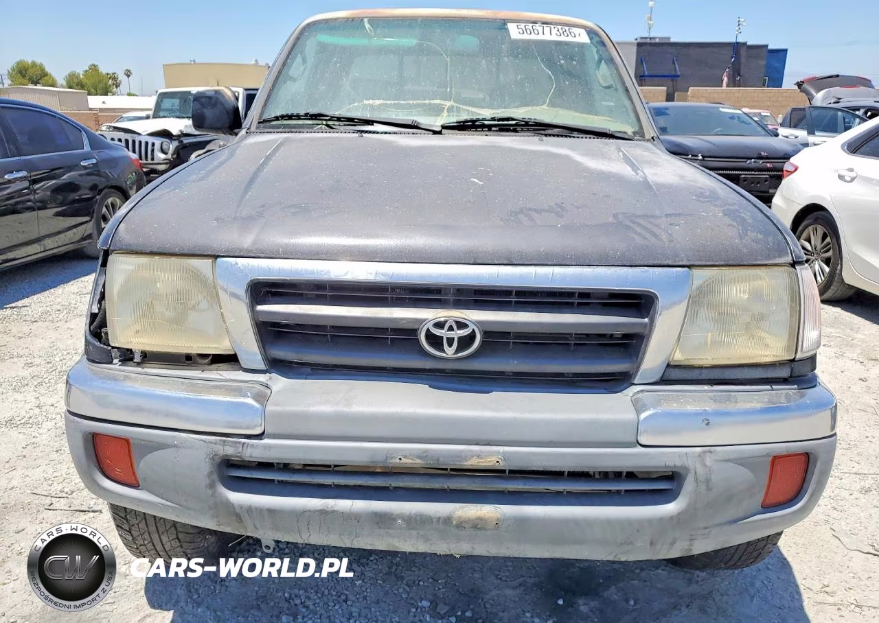 2000 Toyota Tacoma Xtracab VIN:4TAWN72N8YZ634818 - 5