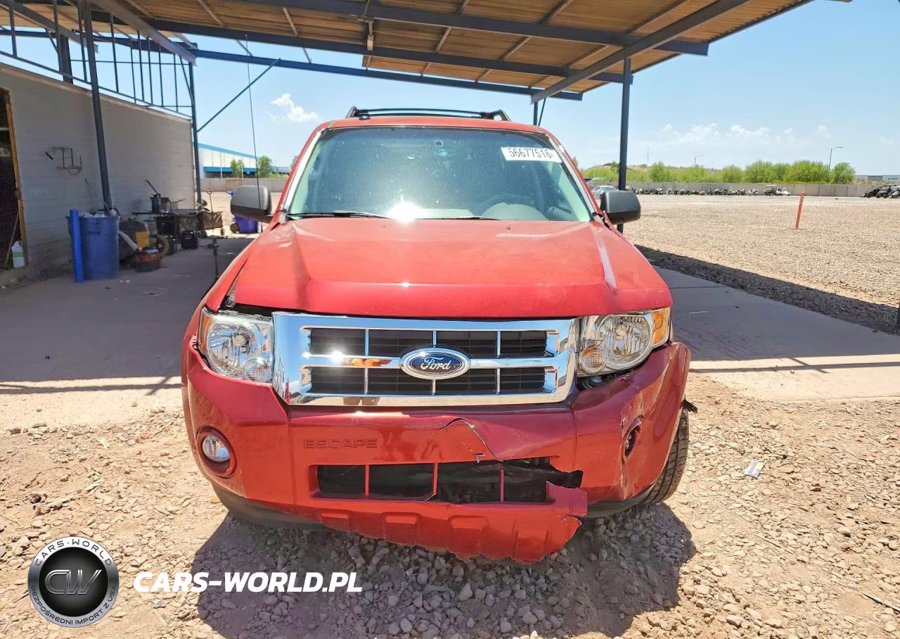 2012 Ford Escape Xlt VIN:1FMCU0D75CKB04724 - 5