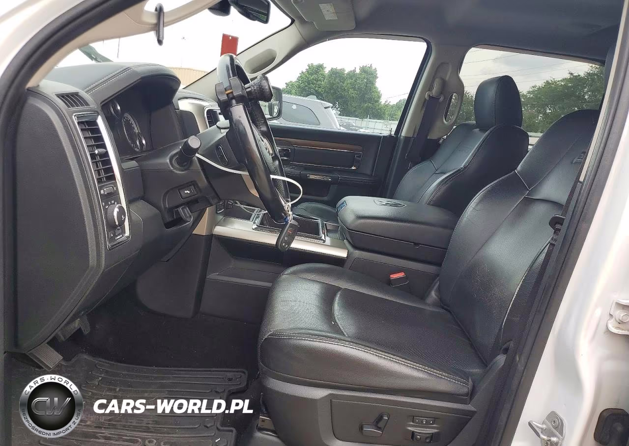 2015 Ram 1500 Laramie VIN:1C6RR7NM0FS638013 - 7
