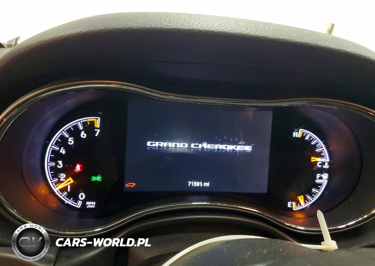 2021 Jeep Grand Cherokee Laredo VIN:1C4RJFAG1MC782543 - 9