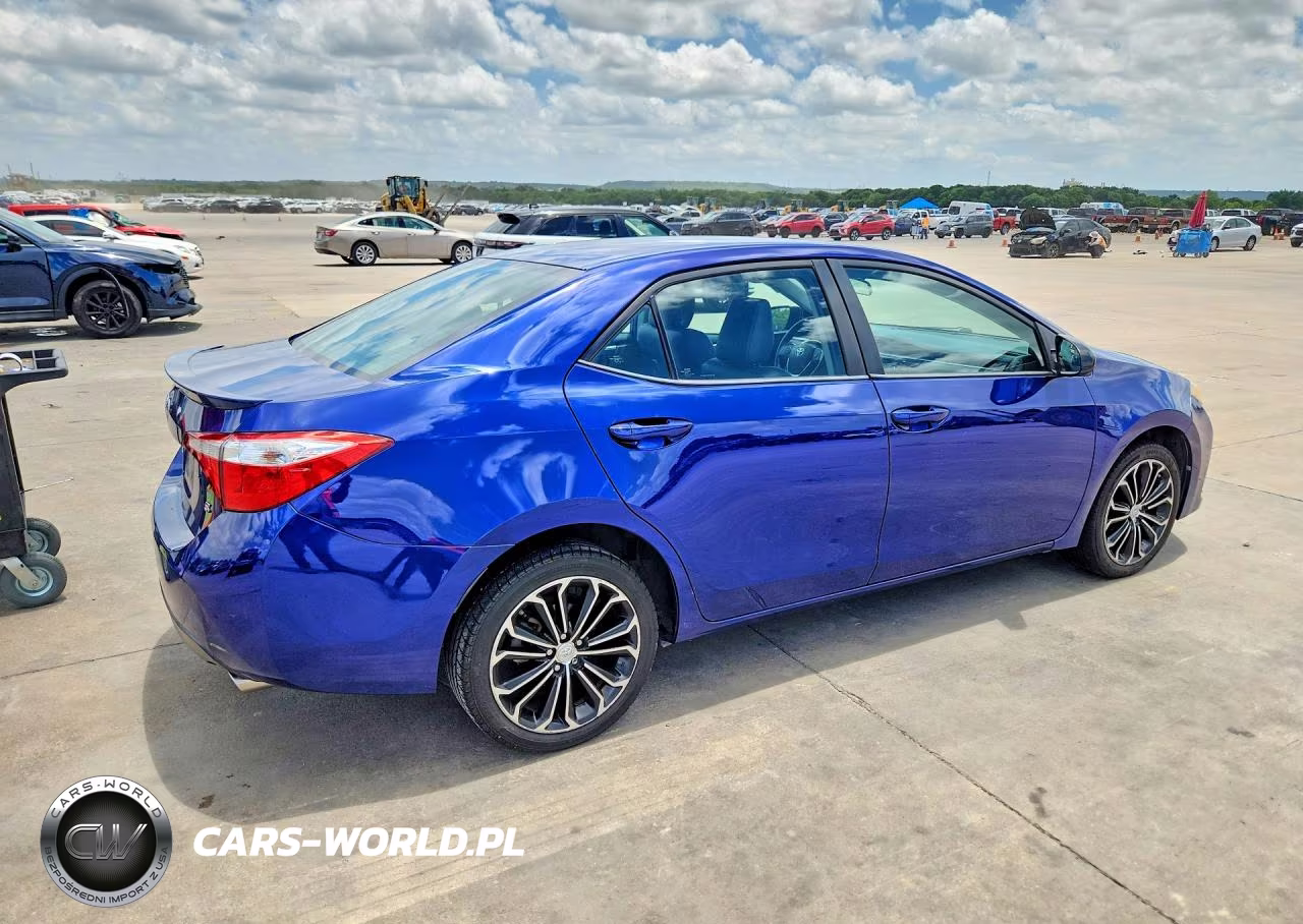 2015 Toyota Corolla S Plus VIN:2T1BURHE4FC307316 - 3