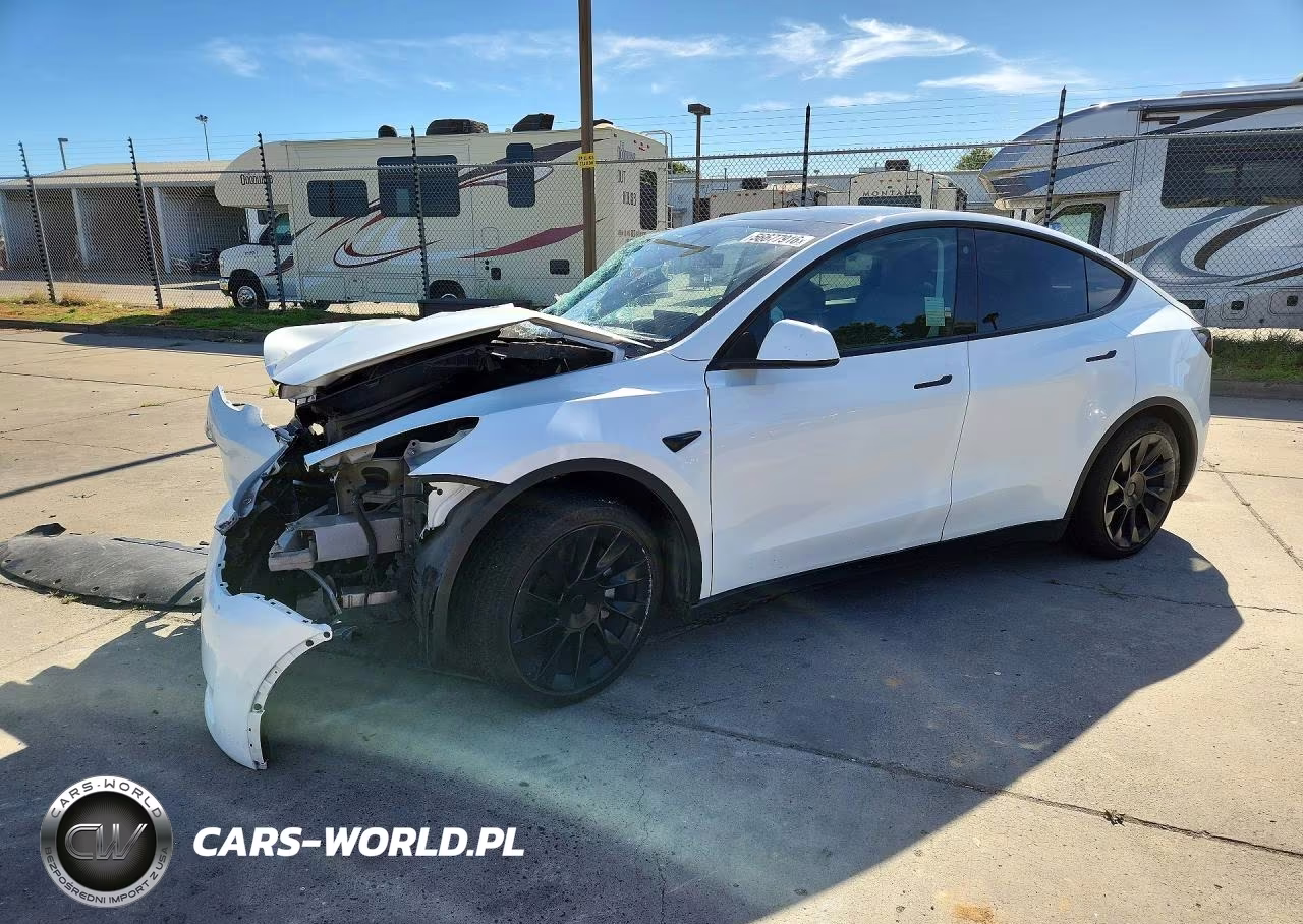 2022 Tesla Model Y – zdjęcie 1 z 12