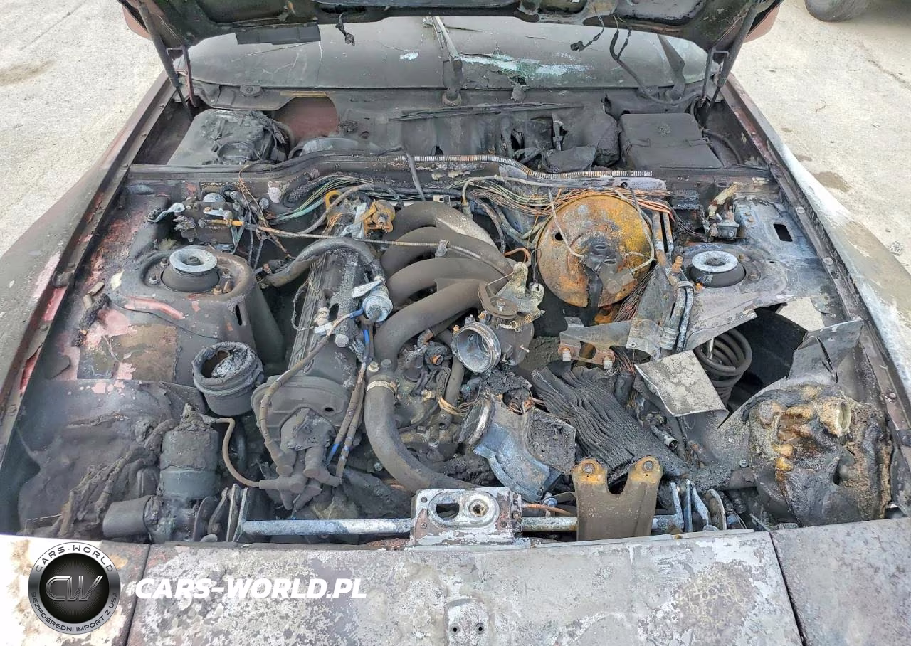 1986 Porsche 944 VIN:WP0AA0944GN459438 - 11