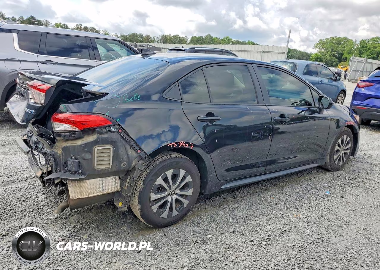 2022 Toyota Corolla Le VIN:JTDEAMDE5NJ049647 - 3