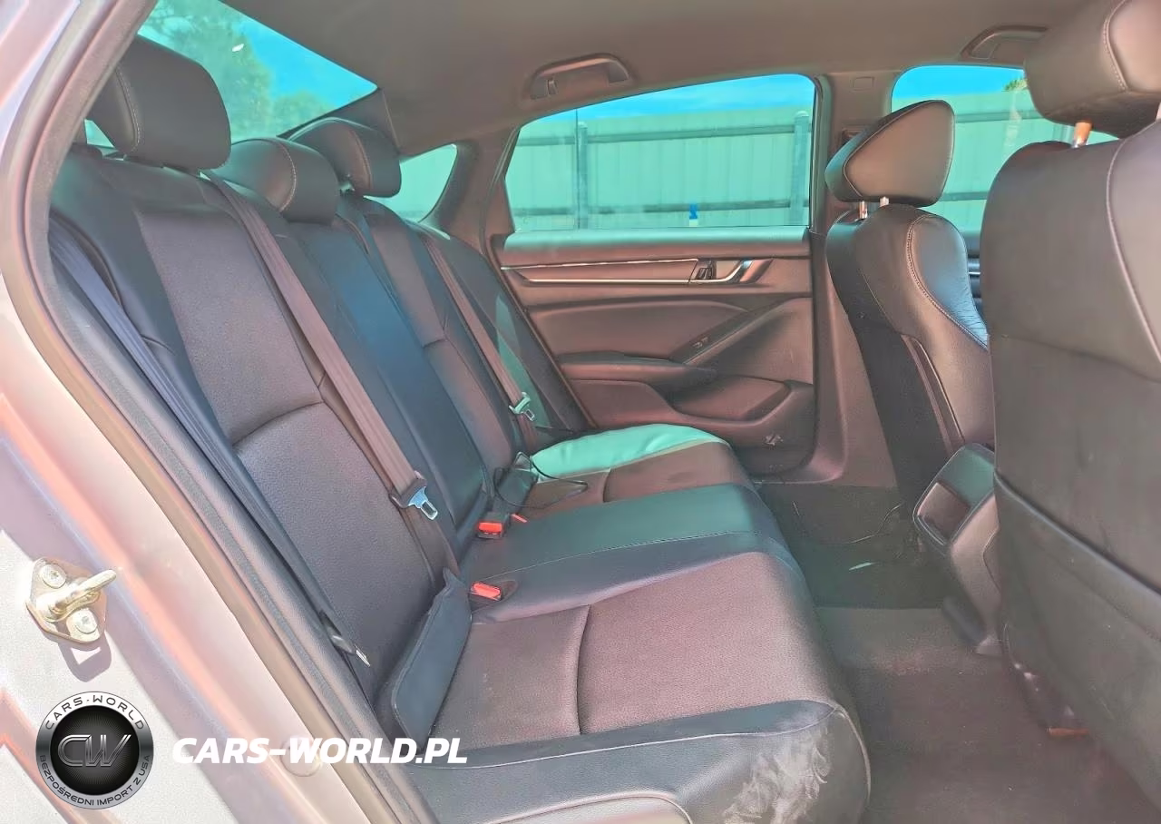 2018 Honda Accord Sport VIN:1HGCV1F31JA018378 - 10