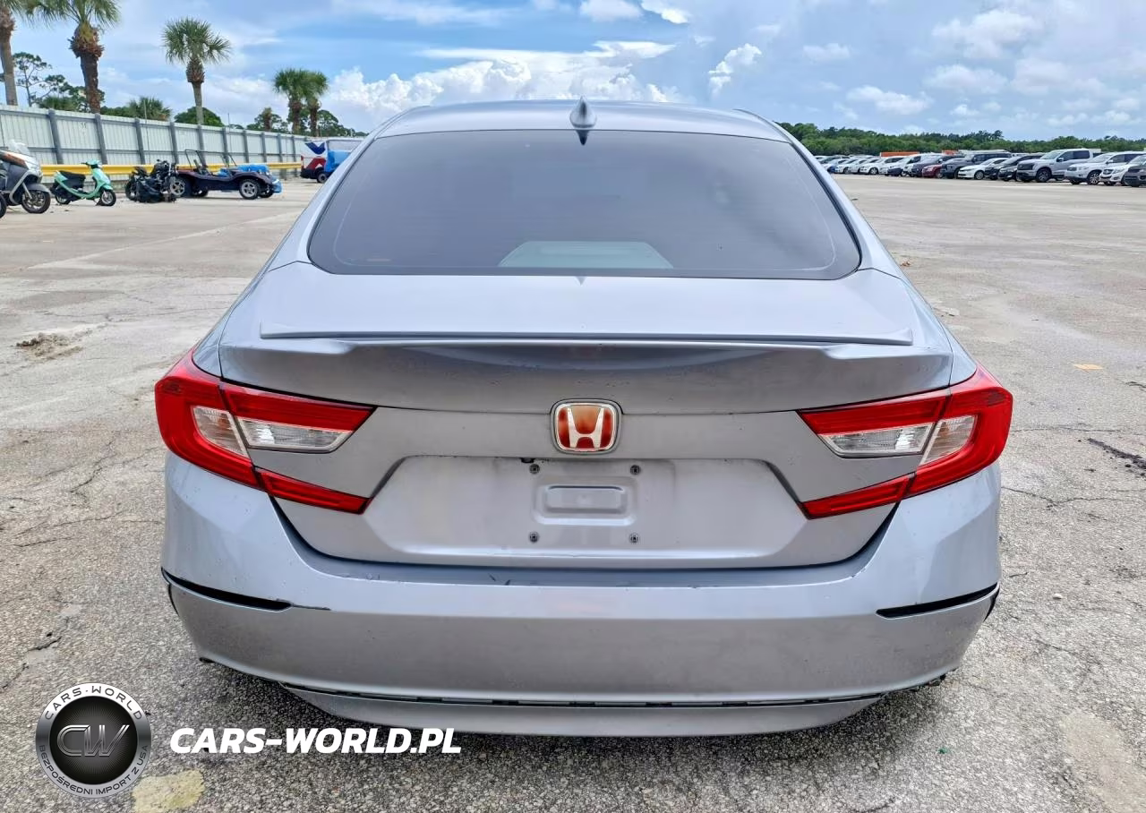 2018 Honda Accord Sport VIN:1HGCV1F31JA018378 - 6