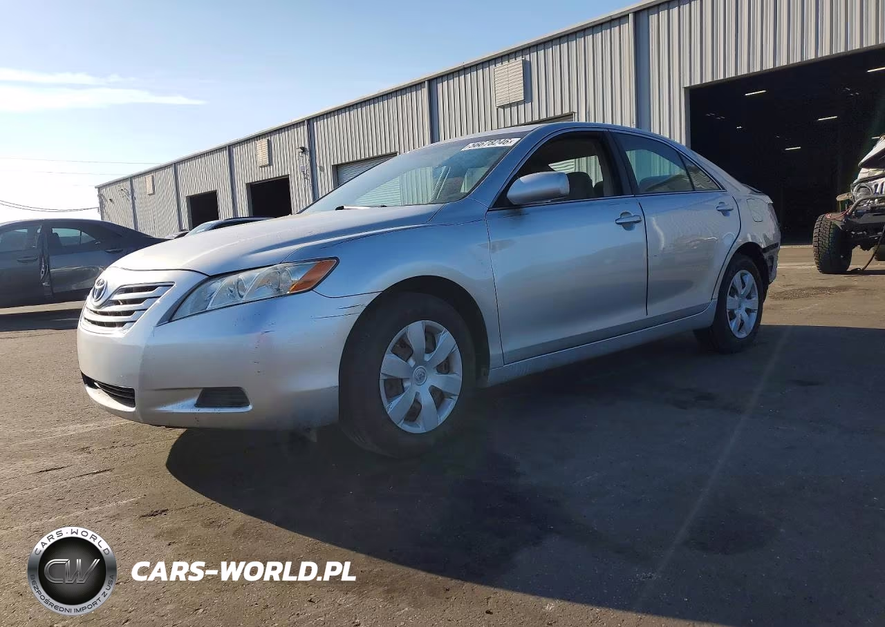 2007 Toyota Camry Ce – zdjęcie 1 z 13