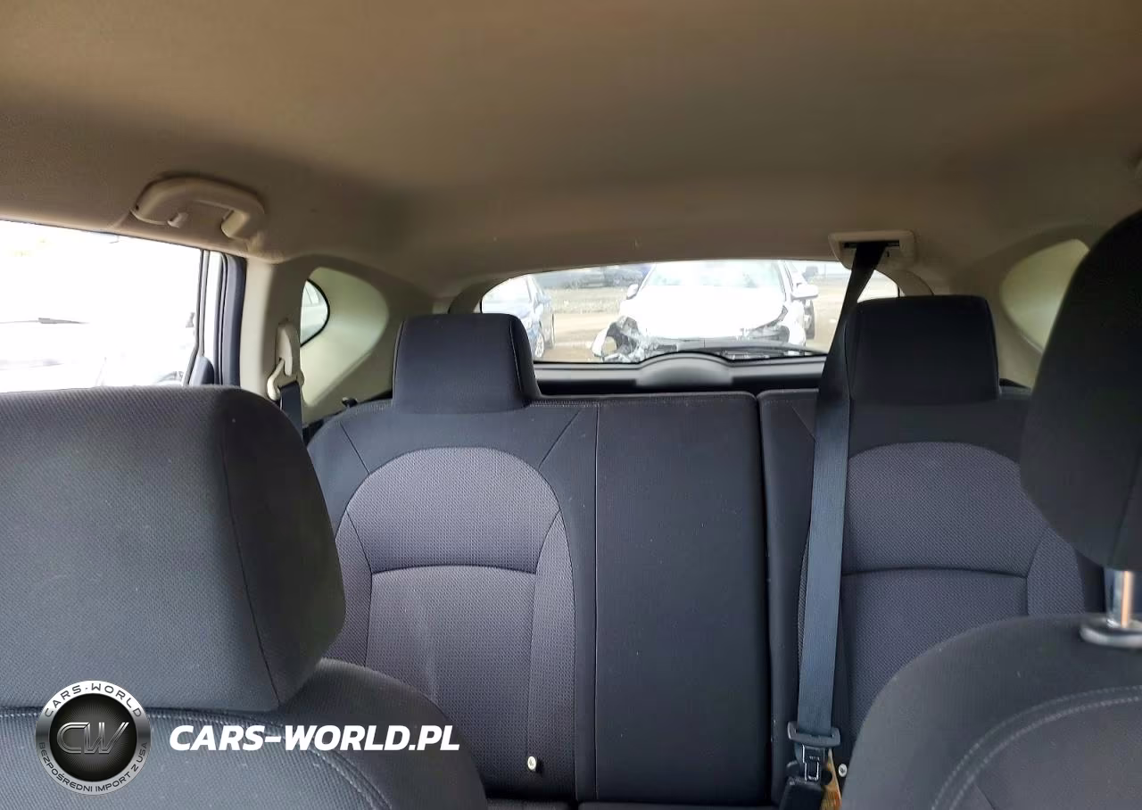 2011 Nissan Rogue S VIN:JN8AS5MV3BW305479 - 10