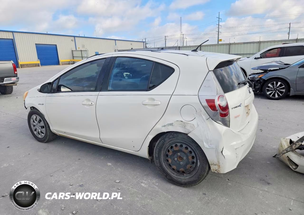 2012 Toyota Prius C One VIN:JTDKDTB31C1010458 - 2