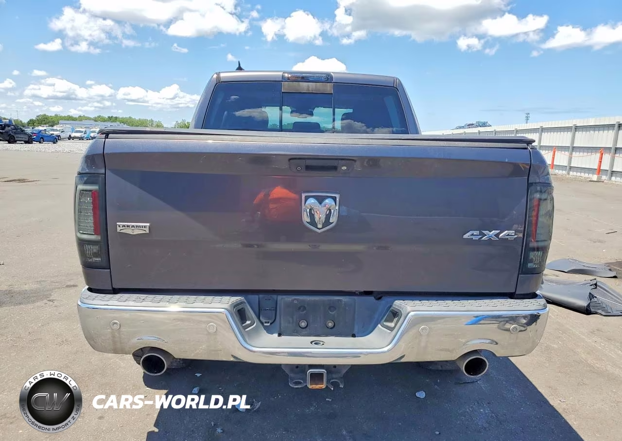 2016 Ram 1500 Laramie VIN:1C6RR7NT6GS171446 - 6