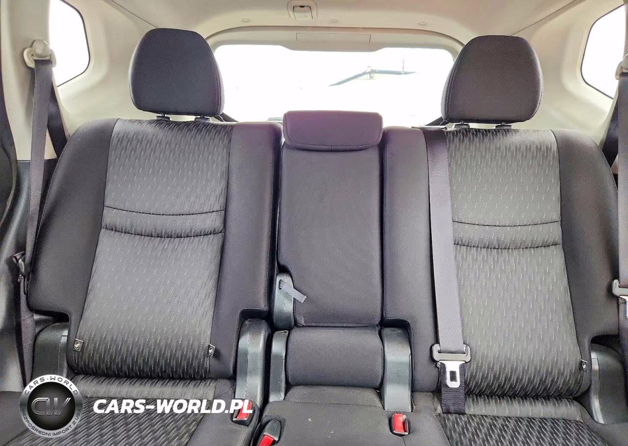 2018 Nissan Rogue S VIN:JN8AT2MT0JW469054 - 10