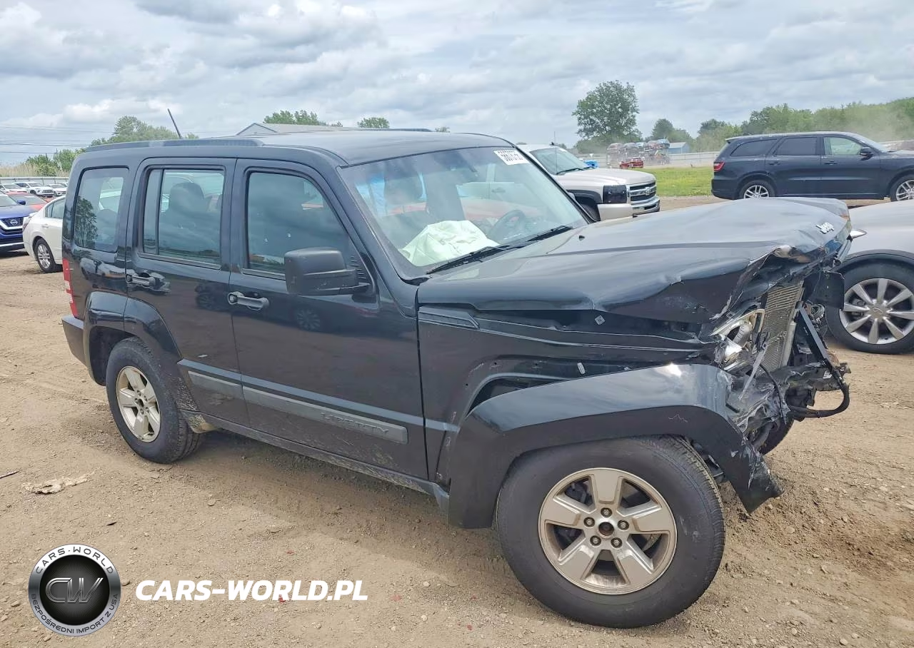 2012 Jeep Liberty Sport VIN:1C4PJMAKXCW137841 - 4