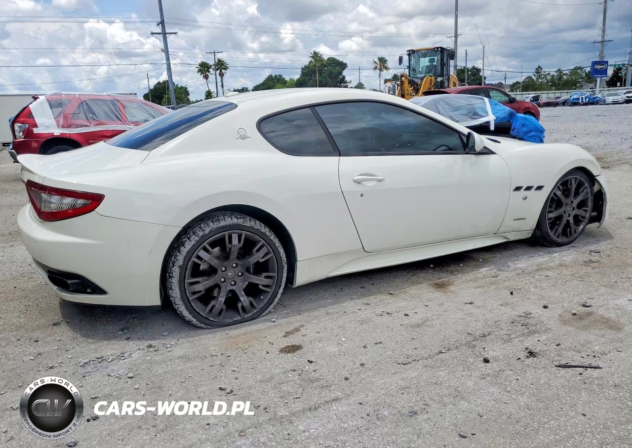 2015 Maserati Granturismo S VIN:ZAM45VLA0F0143636 - 3