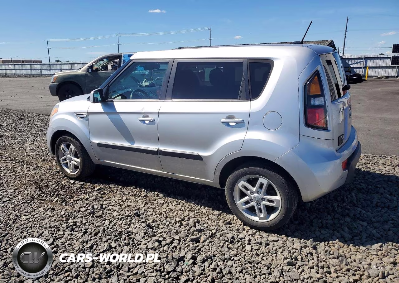 2011 Kia Soul + VIN:KNDJT2A26B7264499 - 2