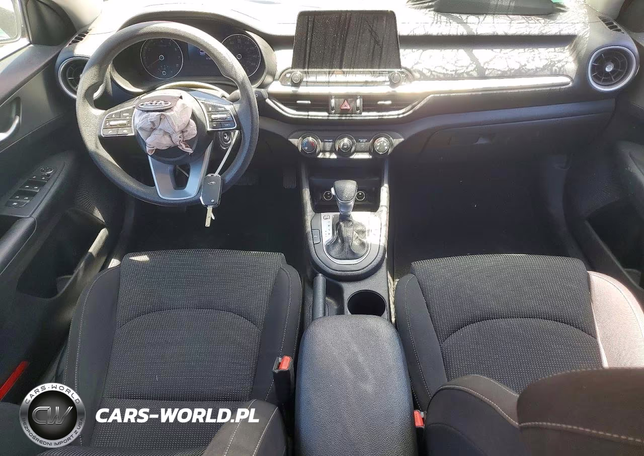 2020 Kia Forte Lxs VIN:3KPF24AD1LE207246 - 8