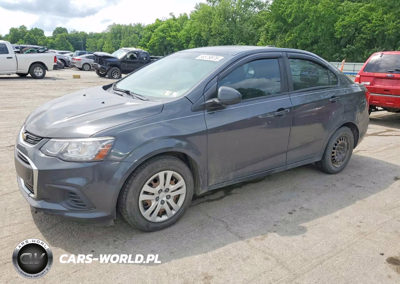 2017 Chevrolet Sonic Ls – zdjęcie 1 z 12