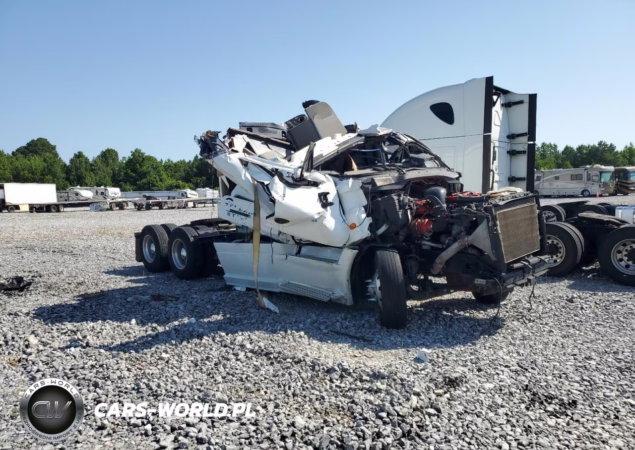 2016 Freightliner Cascadia 125 Semi Truck VIN:3AKJGLBG9GSHB0479 - 1