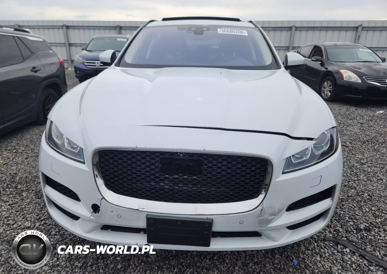 2019 Jaguar F-Pace Prestige VIN:SADCK2FX3KA357715 - 5