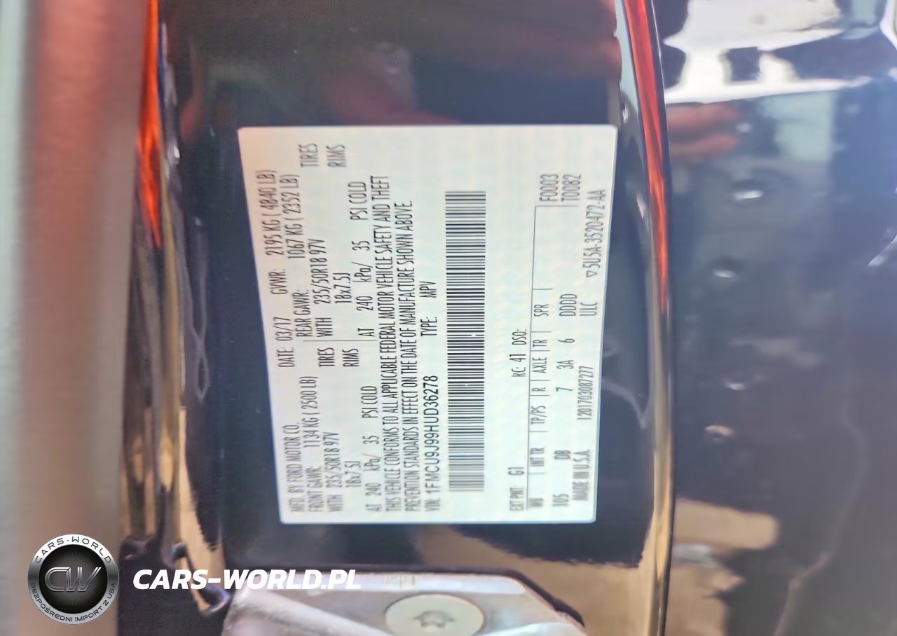 2017 Ford Escape Titanium VIN:1FMCU9J99HUD36278 - 13
