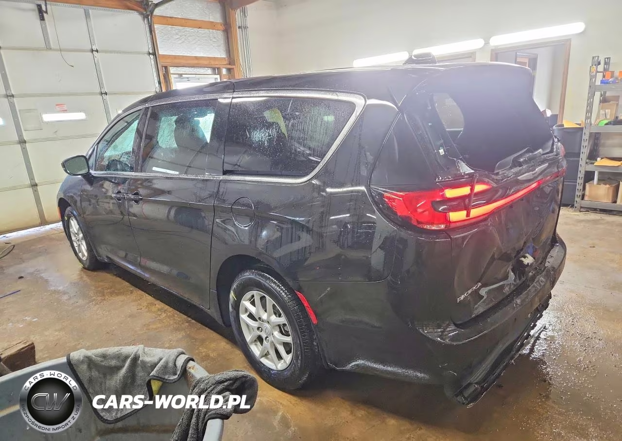 2025 Chrysler Pacifica Select VIN:2C4RC1BG2SR612420 - 2
