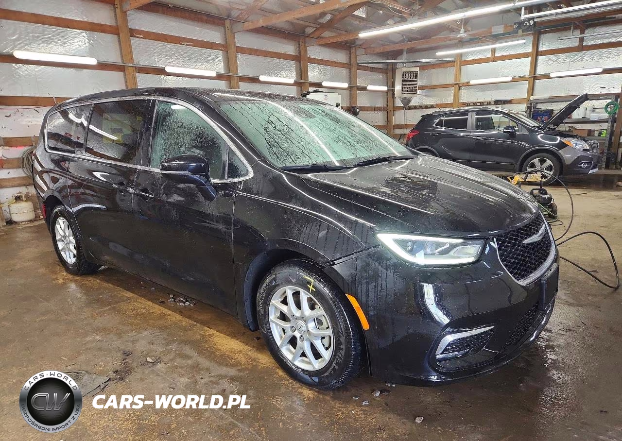 2025 Chrysler Pacifica Select VIN:2C4RC1BG2SR612420 - 4