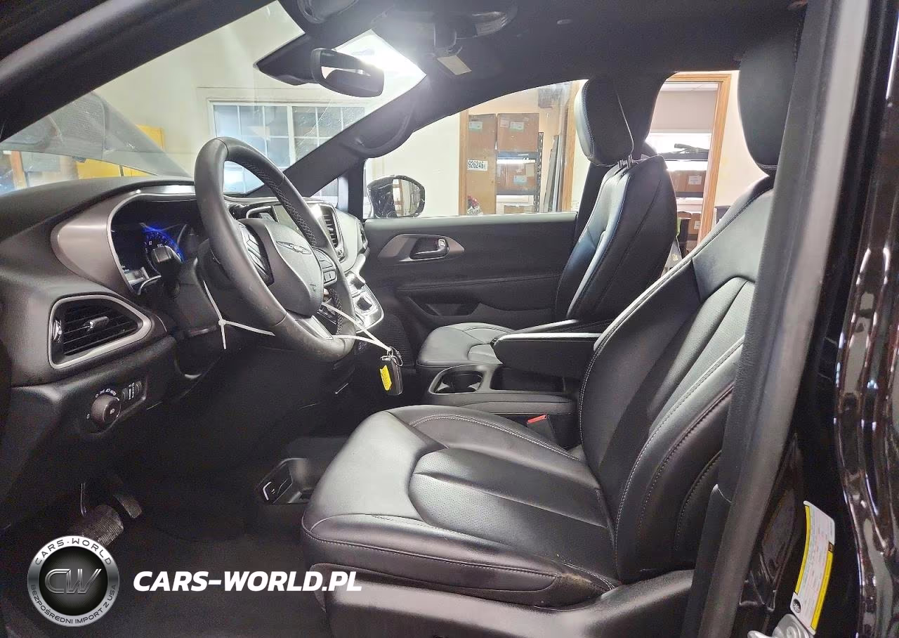 2025 Chrysler Pacifica Select VIN:2C4RC1BG2SR612420 - 7