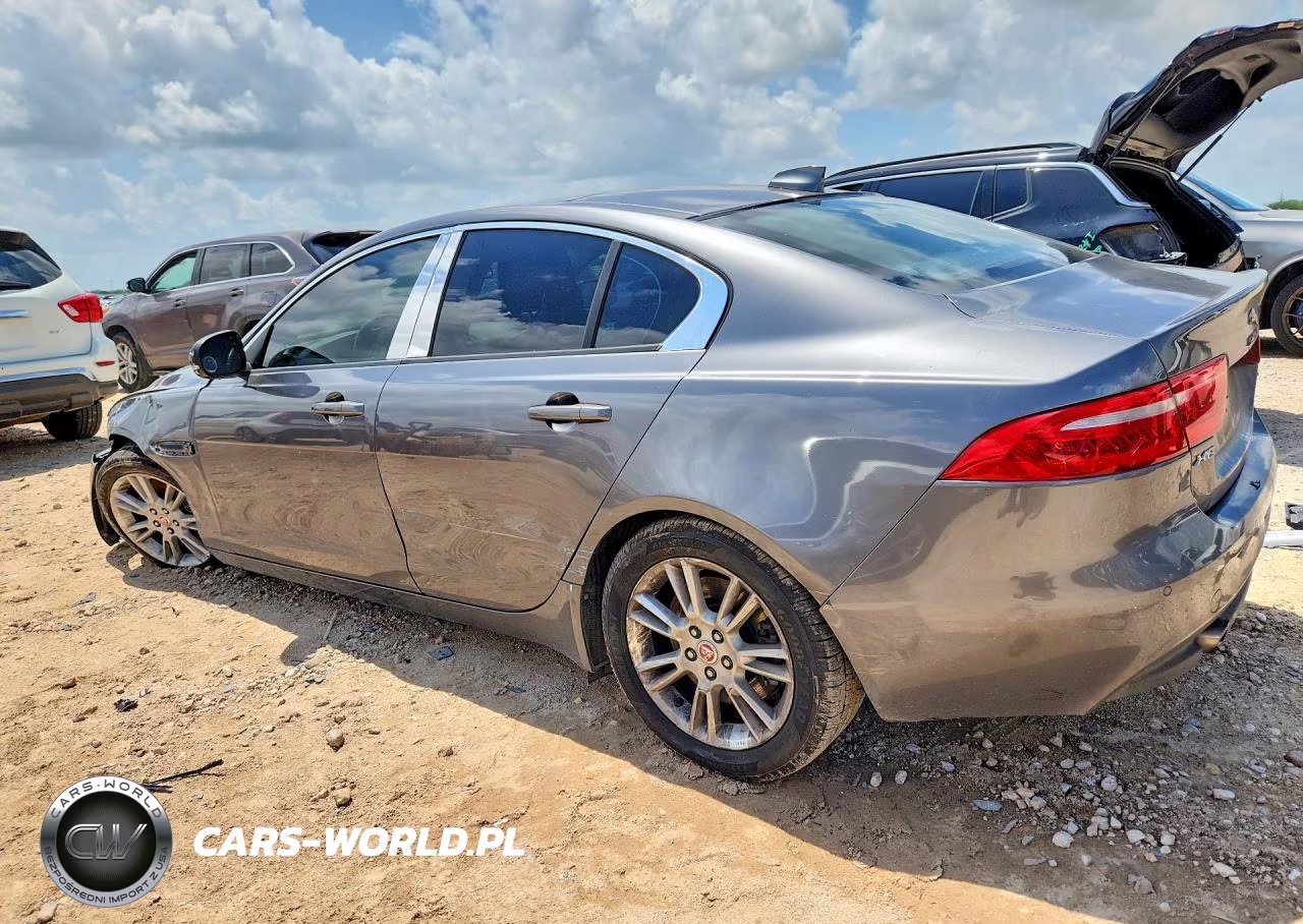 2017 Jaguar Xe Premium VIN:SAJAD4BG3HA974279 - 2