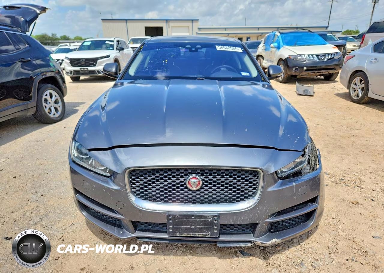 2017 Jaguar Xe Premium VIN:SAJAD4BG3HA974279 - 5