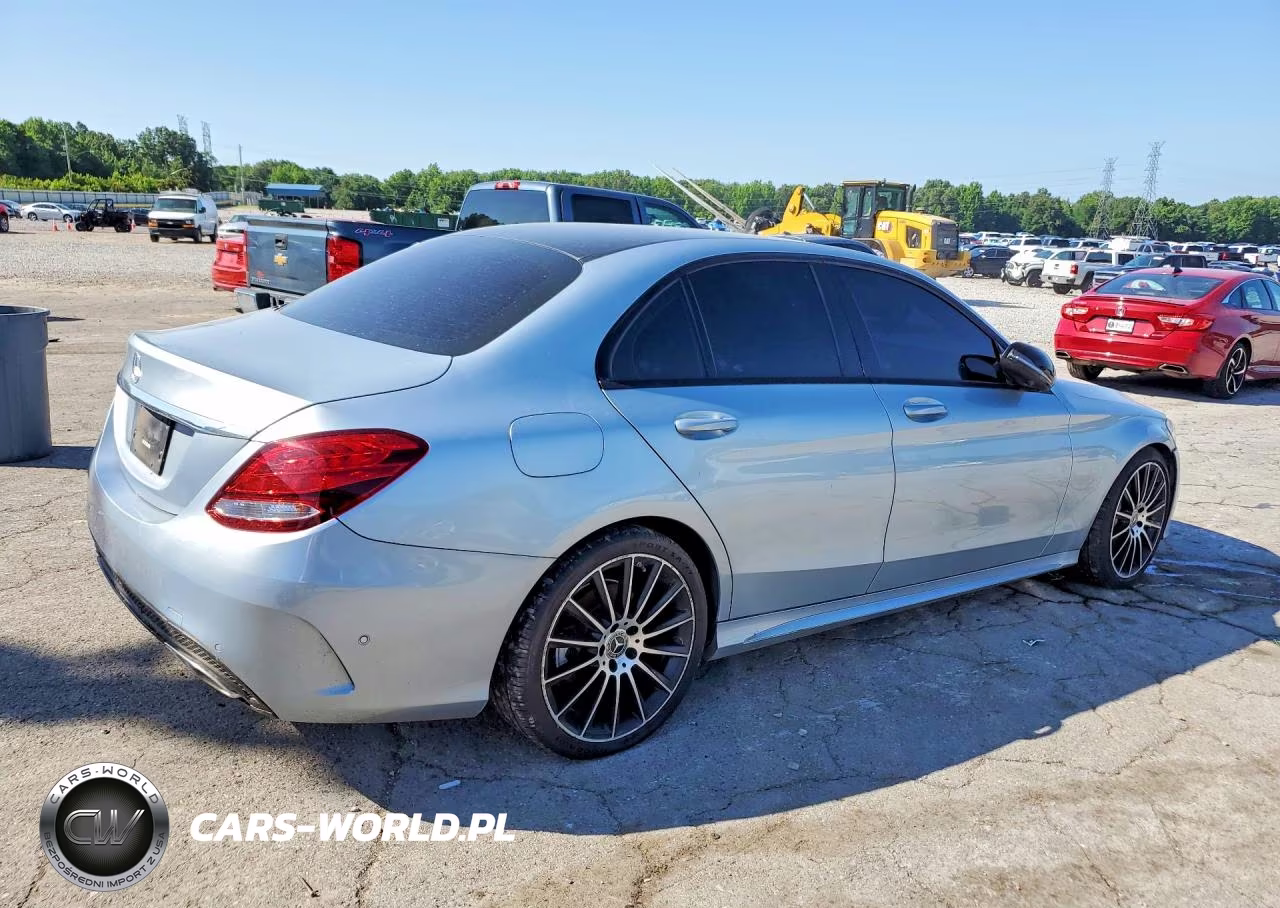 2017 Mercedes-Benz C 300 VIN:55SWF4JB4HU211780 - 3