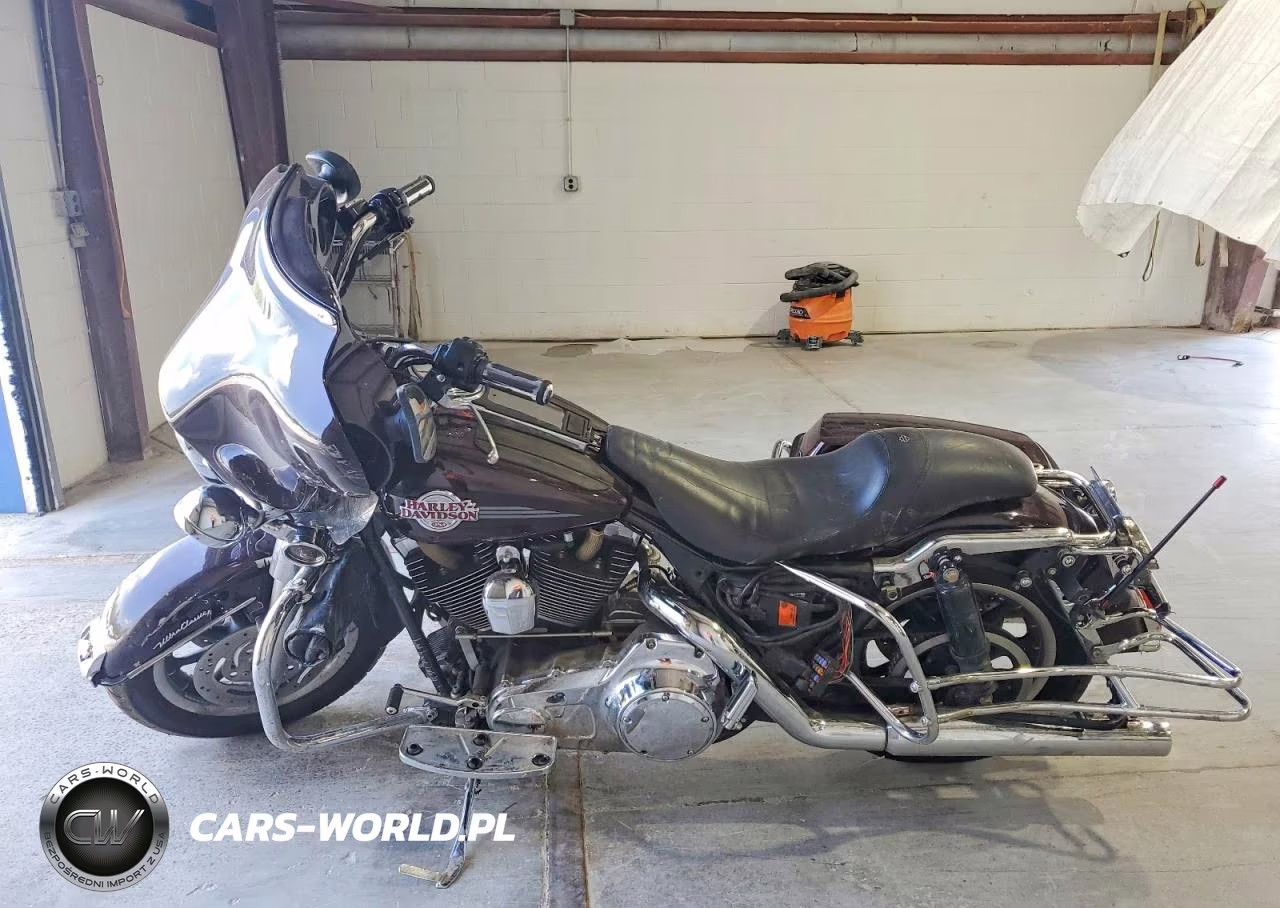 2007 Harley Davidson Flhtcui VIN:1HD1FC4107Y642218 - 3