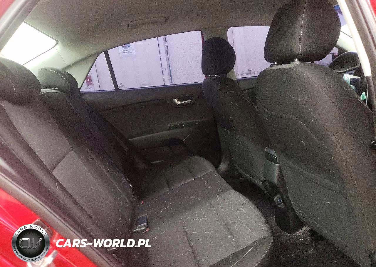 2018 Kia Rio S VIN:3KPA24AB7JE060372 - 10