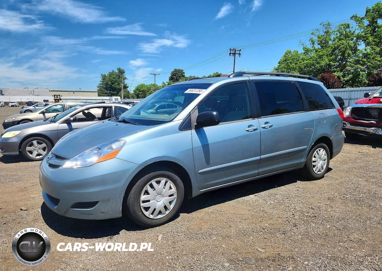 2008 Toyota Sienna Le 7-Passenger