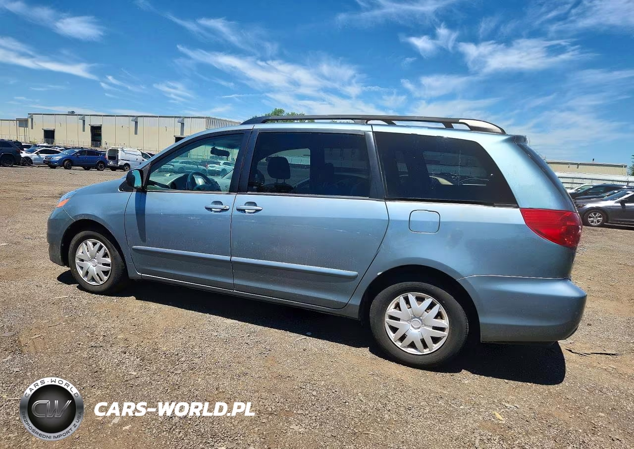 2008 Toyota Sienna Le 7-Passenger VIN:5TDZK23C08S211694 - 2