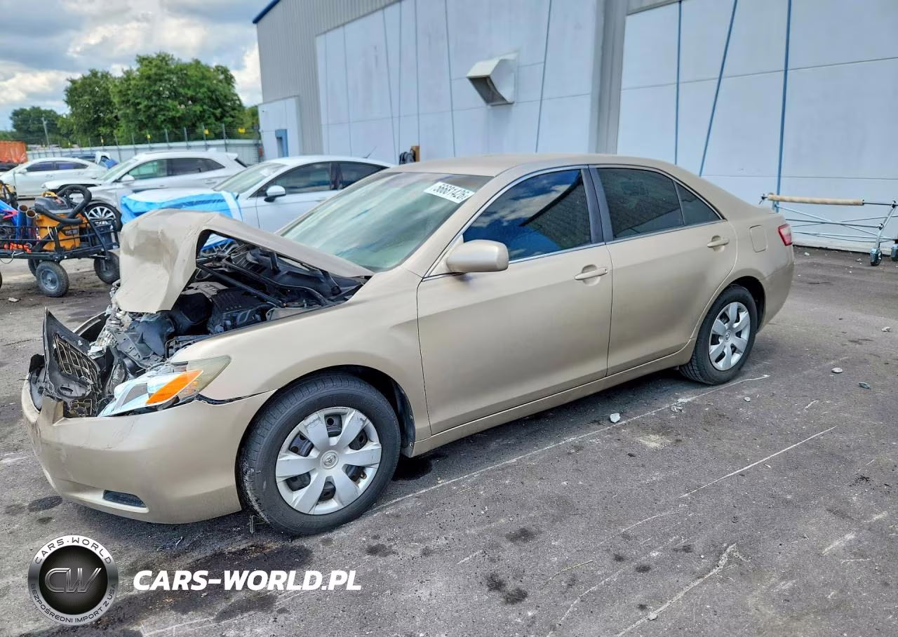 2007 Toyota Camry Le – zdjęcie 1 z 13