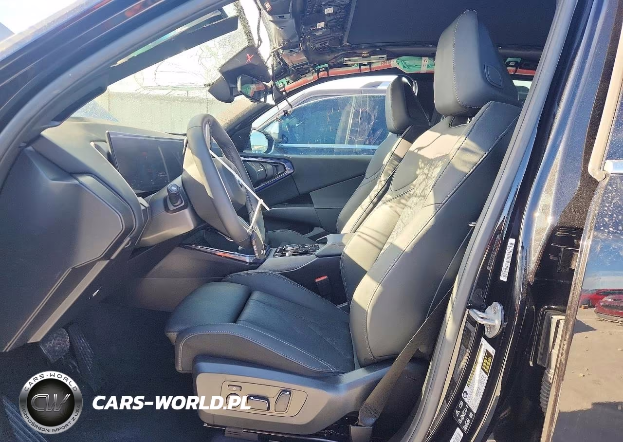 2025 BMW X3 30 xDrive VIN:5UX53GP0XS9003223 - 7