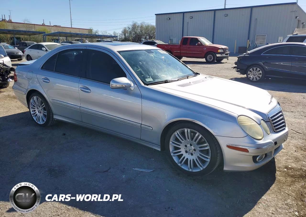 2007 Mercedes-Benz E 550 VIN:WDBUF72X97B114983 - 4