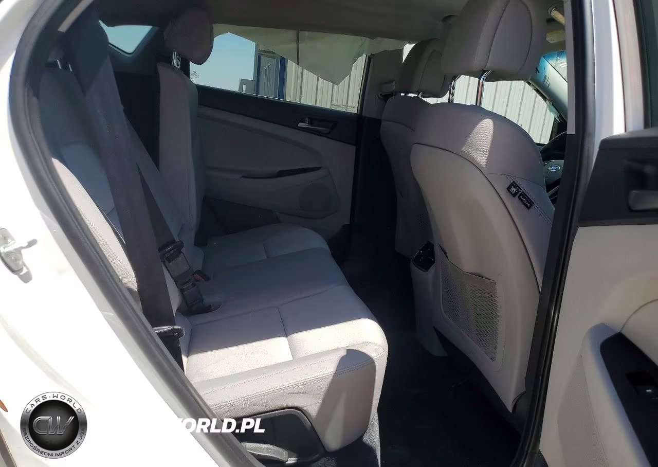 2017 Hyundai Tucson Sport VIN:KM8J33A25HU468996 - 11
