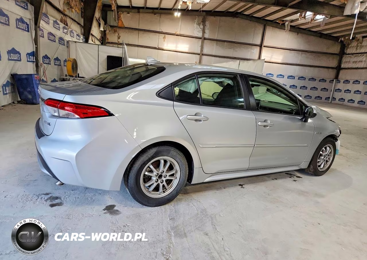 2020 Toyota Corolla Le VIN:JTDEBRBE0LJ021457 - 3