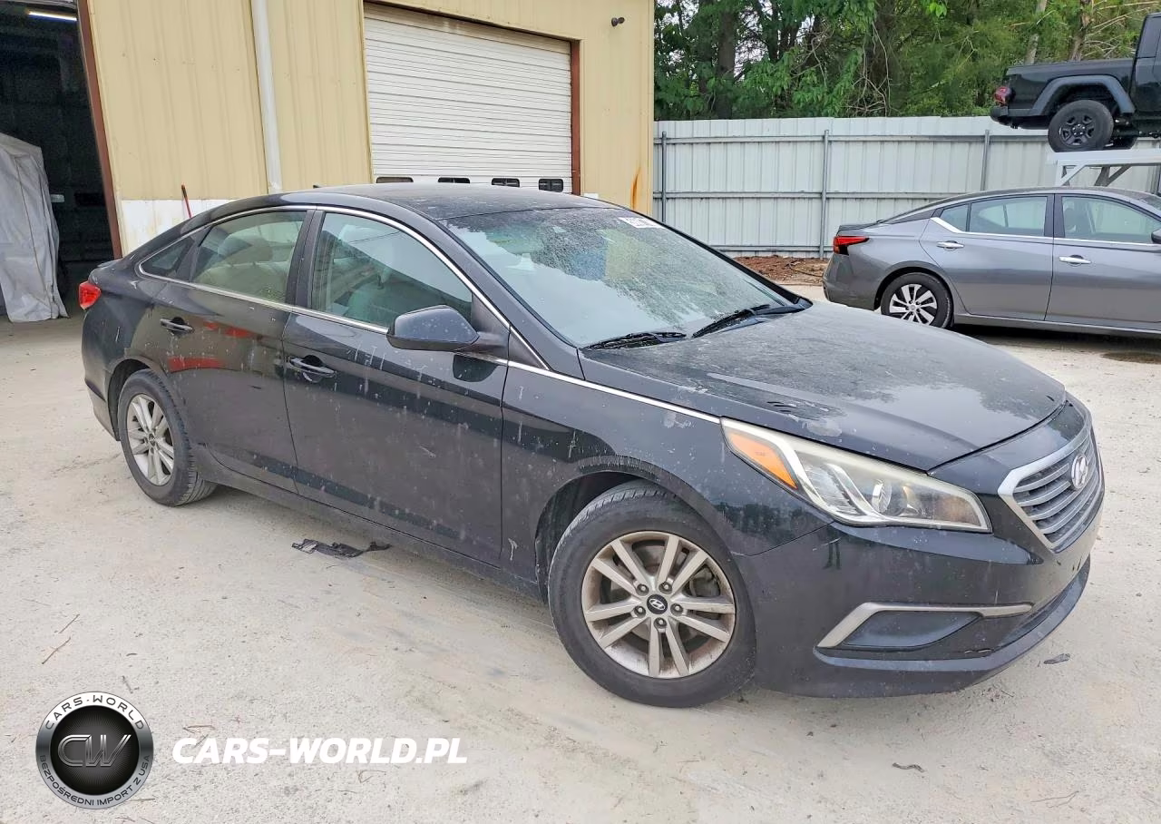 2016 Hyundai Sonata Se VIN:5NPE24AF3GH412940 - 4