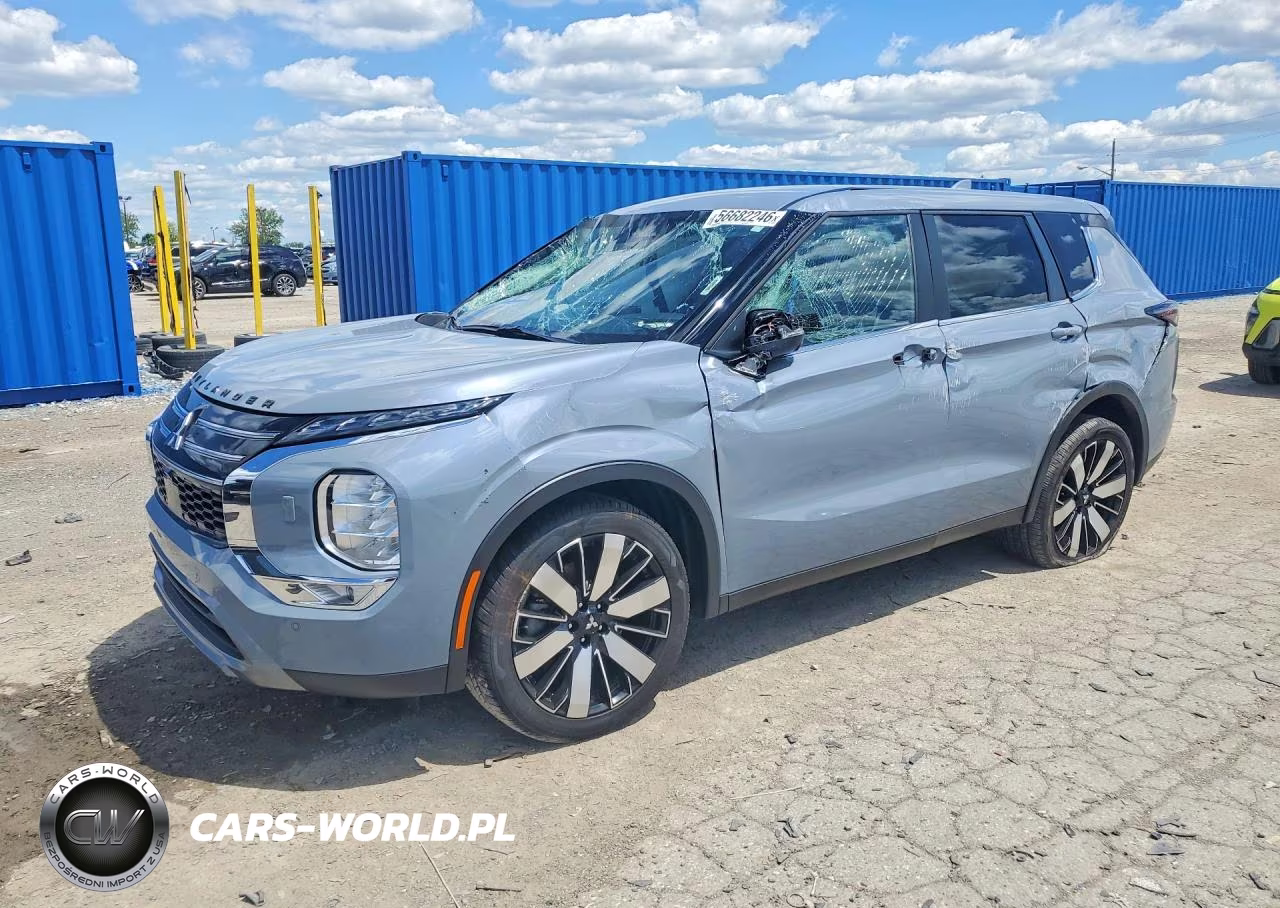 2025 Mitsubishi Outlander Se – zdjęcie 1 z 13