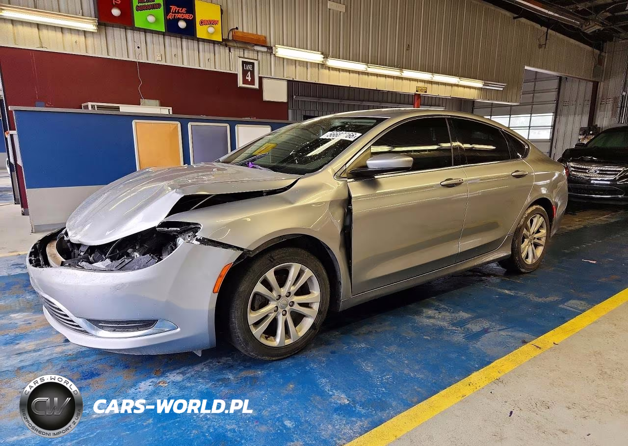 2015 Chrysler 200 Limited – zdjęcie 1 z 13