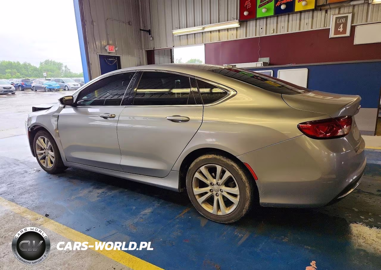 2015 Chrysler 200 Limited VIN:1C3CCCAB1FN649215 - 2