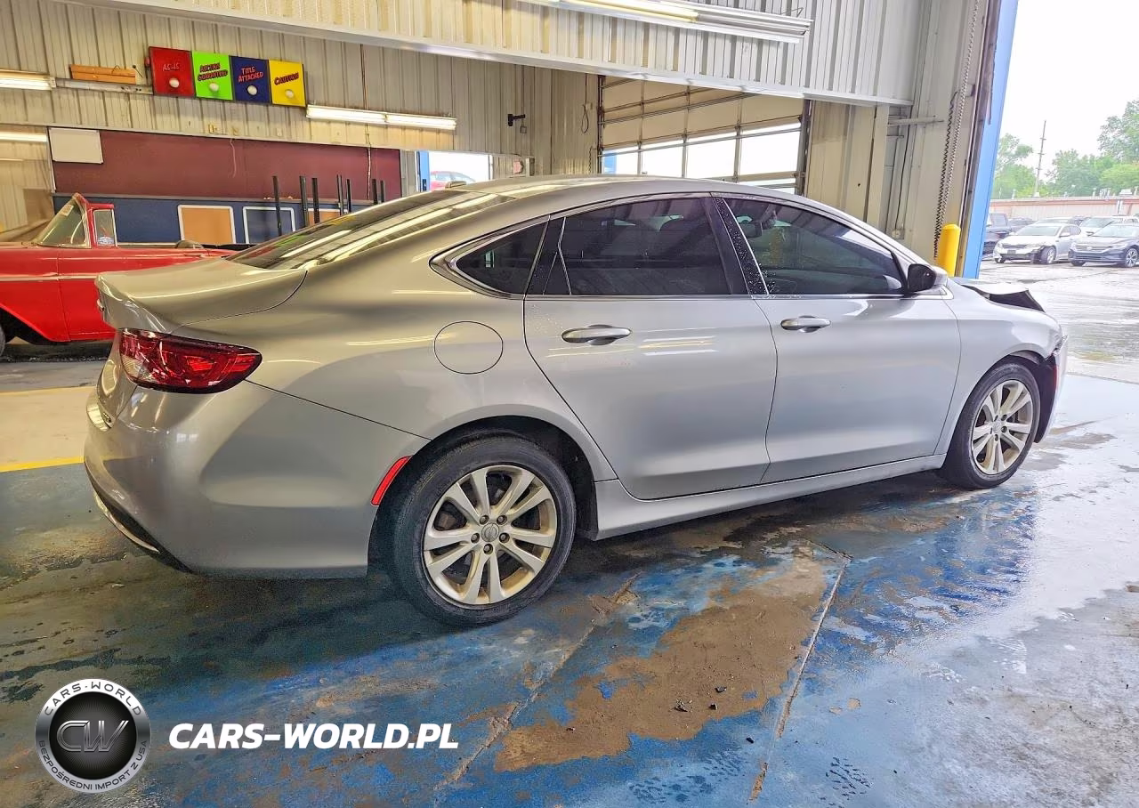 2015 Chrysler 200 Limited VIN:1C3CCCAB1FN649215 - 3