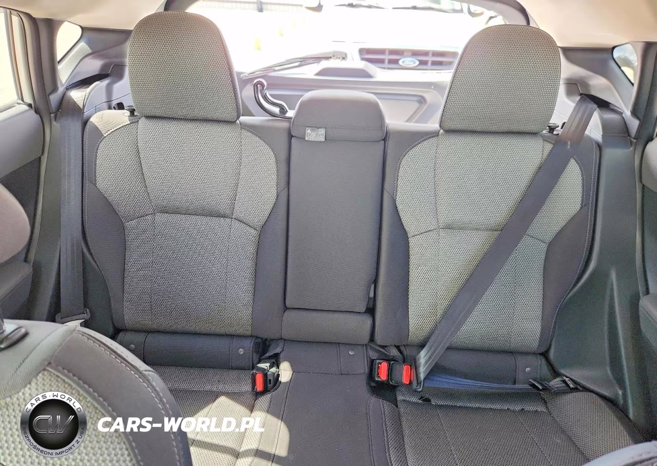 2024 Subaru Crosstrek Premium VIN:JF2GUADC7RH371430 - 10