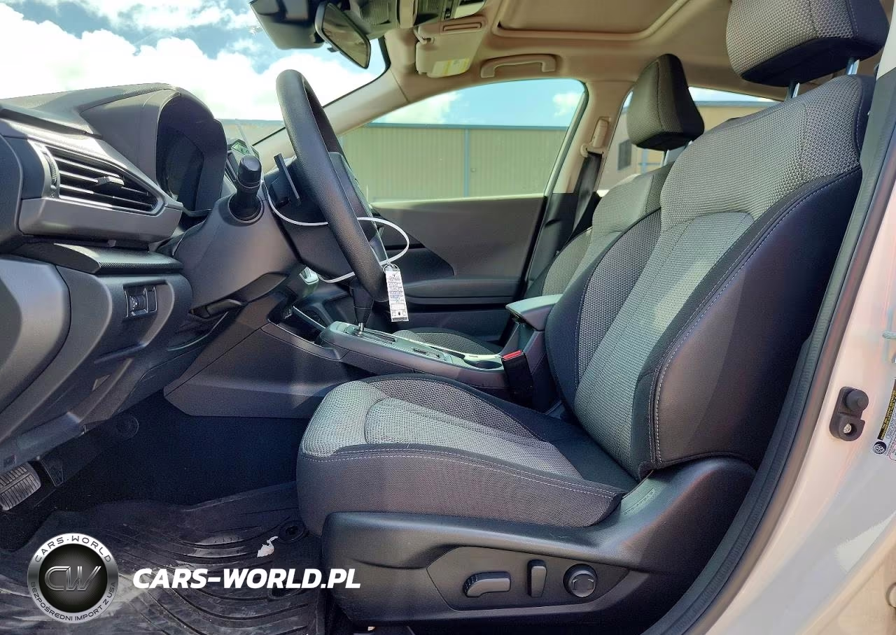 2024 Subaru Crosstrek Premium VIN:JF2GUADC7RH371430 - 7