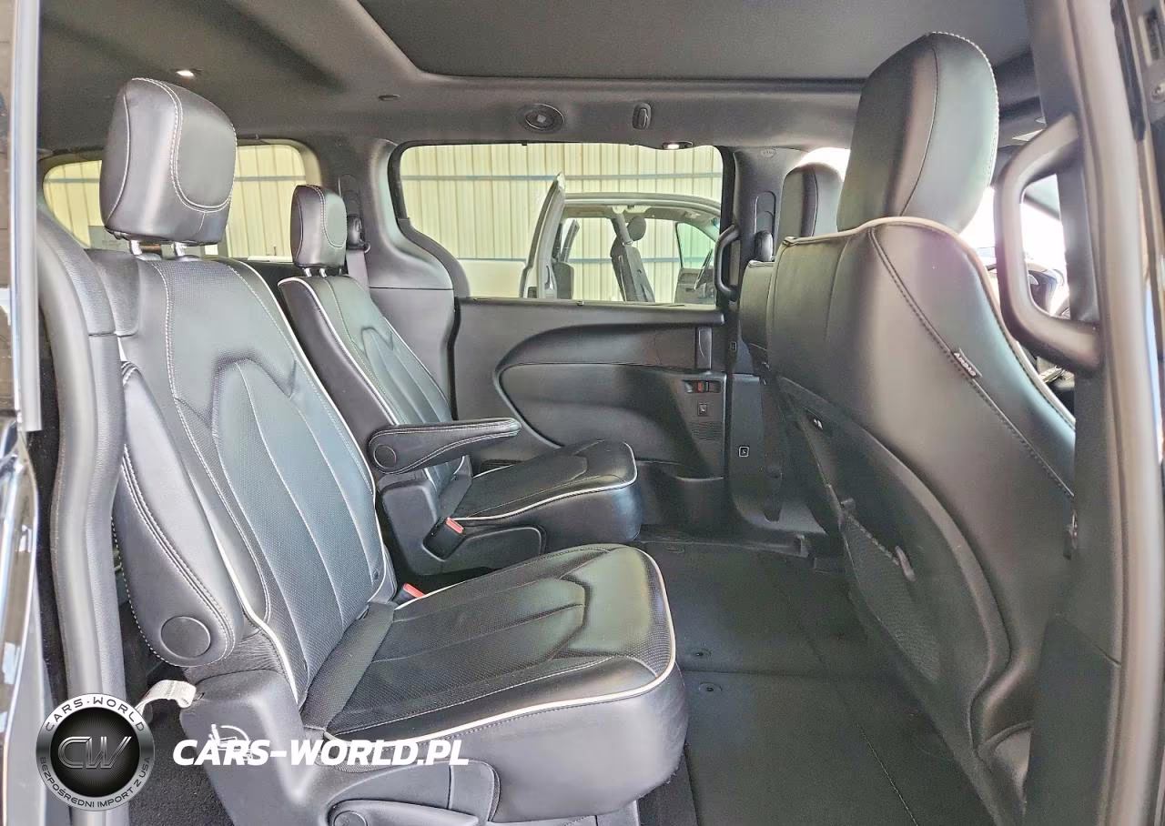 2025 Chrysler Pacifica Limited VIN:2C4RC1GG2SR512259 - 11