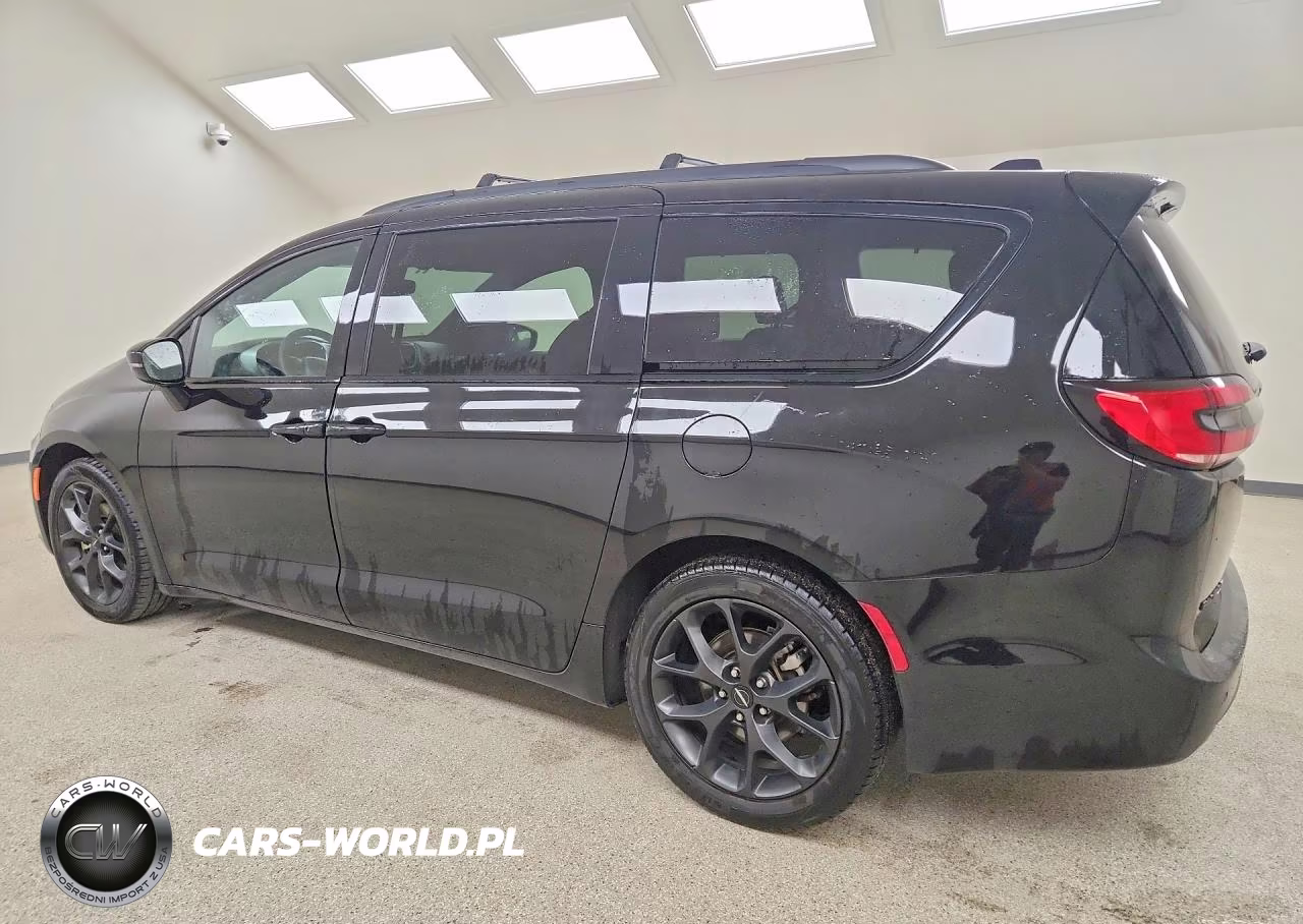 2025 Chrysler Pacifica Limited VIN:2C4RC1GG2SR512259 - 2